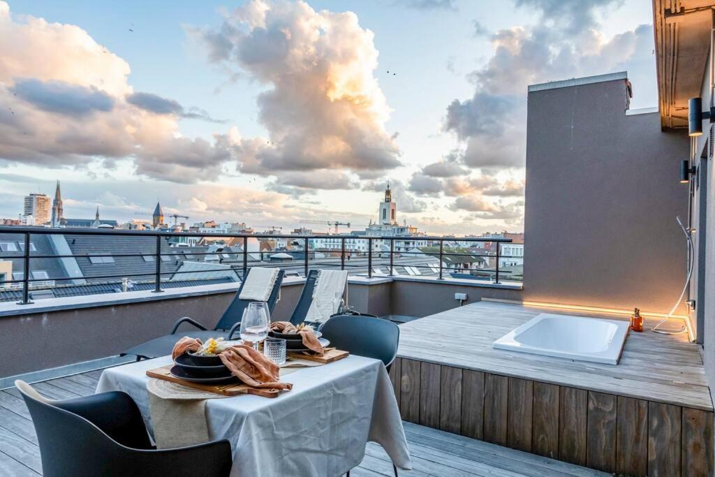 Love Nest - Your Cosy Penthouse Ostend Exterior photo