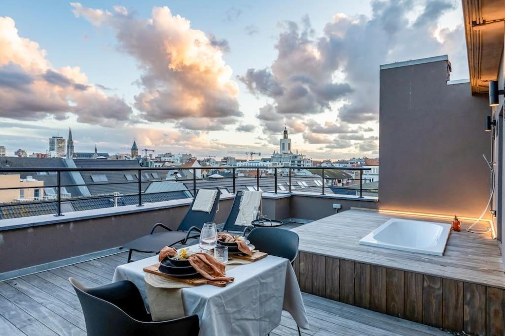 Love Nest - Your Cosy Penthouse Ostend Exterior photo